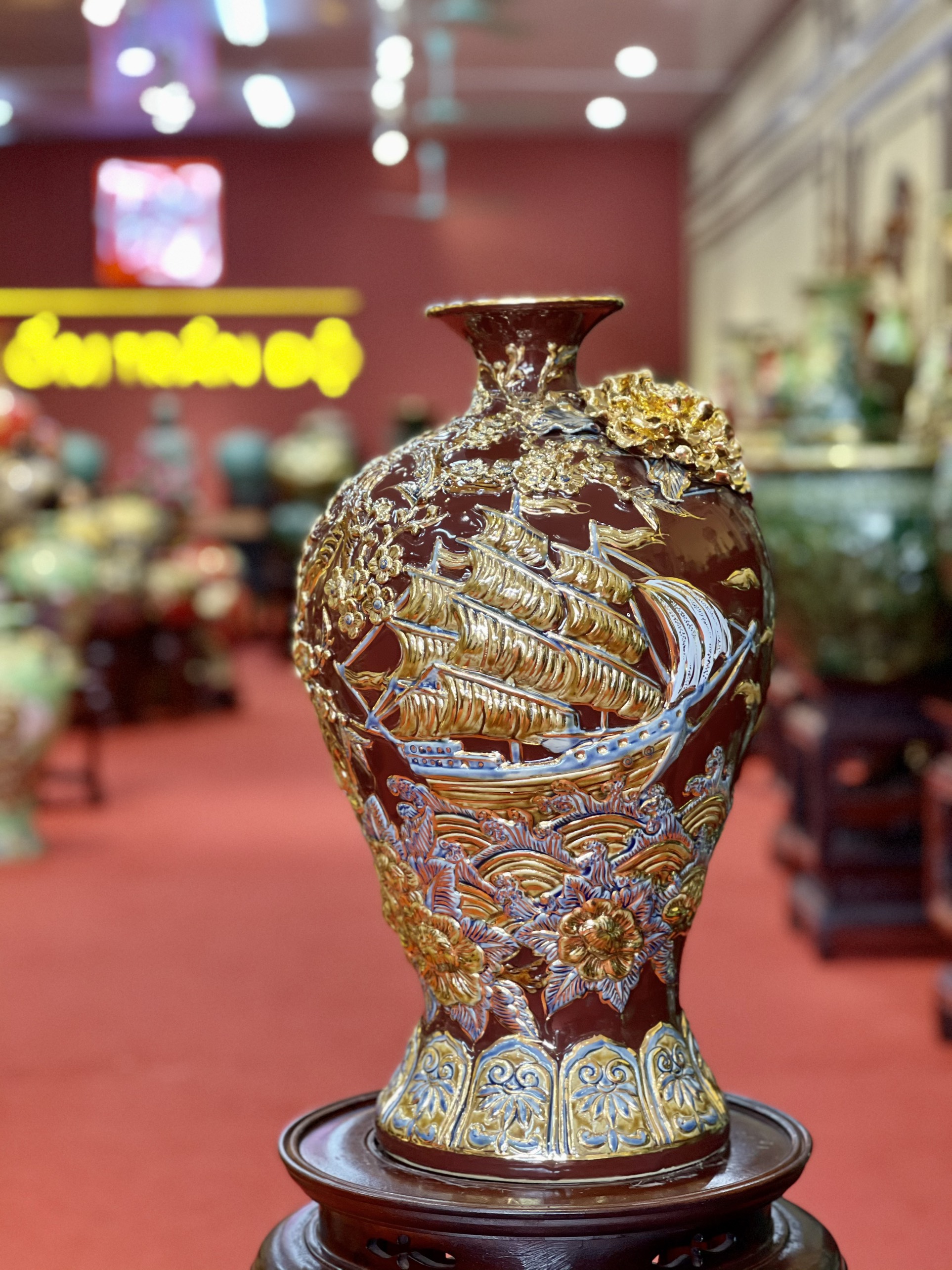 Mai bình tài lộc men nâu 