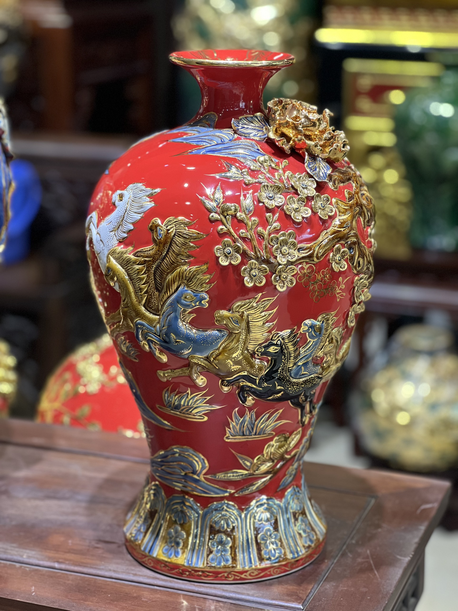 Mai Bình tài lộc men đỏ 